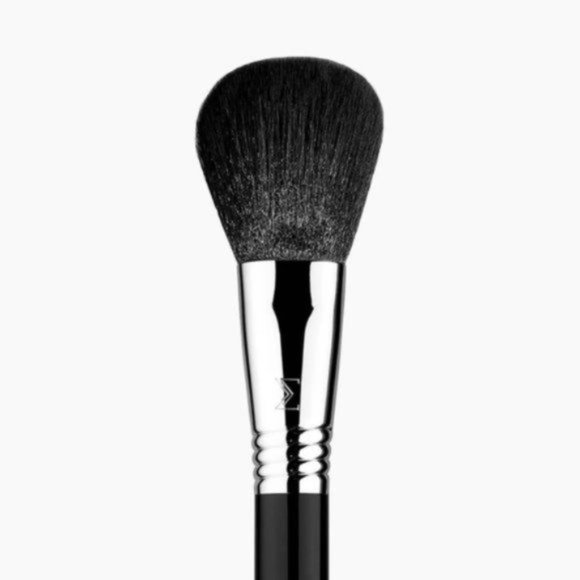 Sigma - F30 LARGE POWDER BRUSH - BLACK/CHROME - Picture 1 of 3
